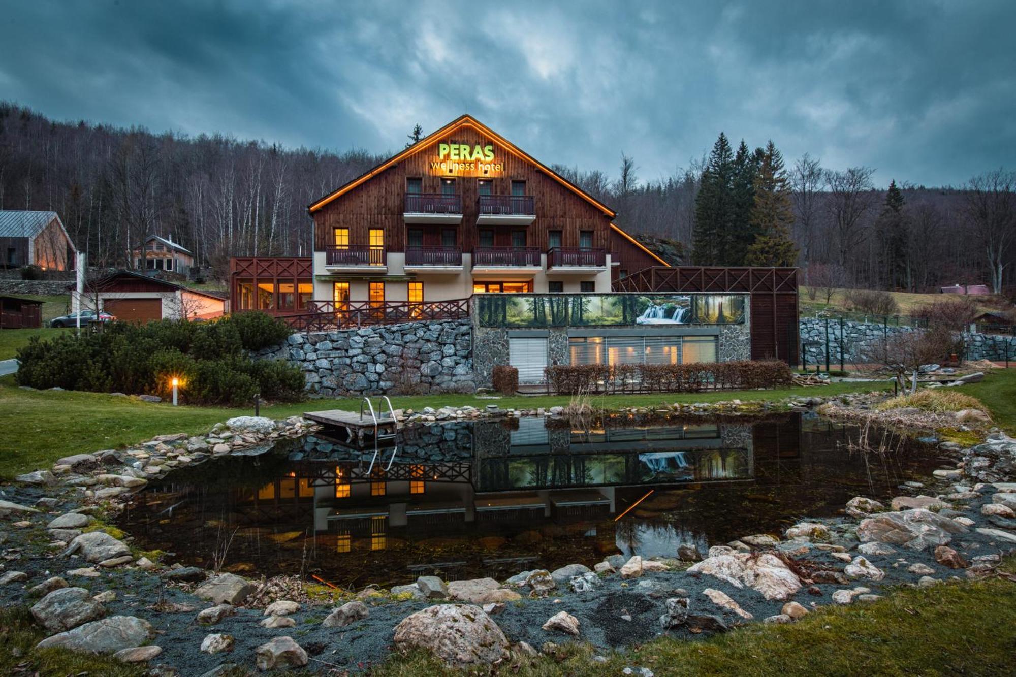 Peras Wellness Hotel Ludvíkov Extérieur photo